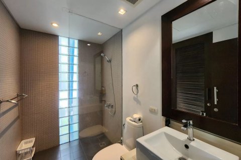 Apartment in Phuket, Thailand 2 bedrooms № 154292 - photo 11