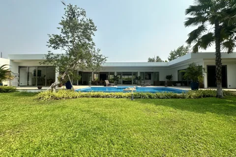 Вилла в Ханг Донге, Таиланд с 3 спальнями  № 154290 - фото 1