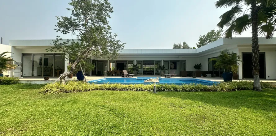 Вилла в Ханг Донге, Таиланд с 3 спальнями  № 154290