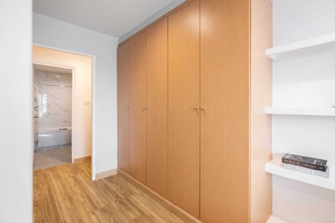 Студия в кондо в Клонг Тоэй, Бангкок, Таиланд № 154296 - фото 19