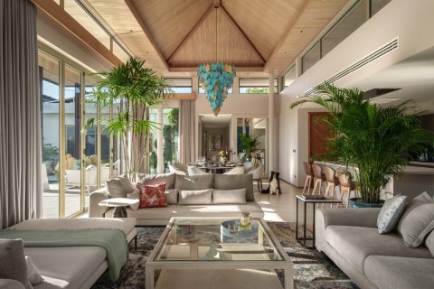 House in Bang Tao, Thailand 4 bedrooms № 162402 - photo 9