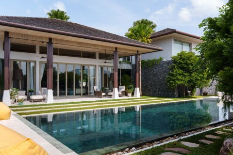 House in Bang Tao, Thailand 4 bedrooms № 162402