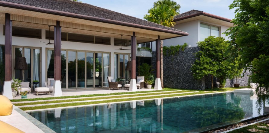 House in Bang Tao, Thailand 4 bedrooms № 162402