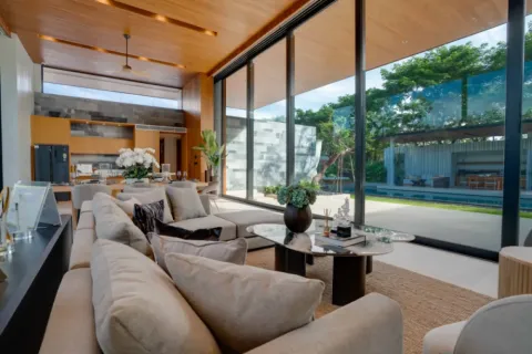 Villa in Phuket, Thailand 3 bedrooms № 162399 - photo 3