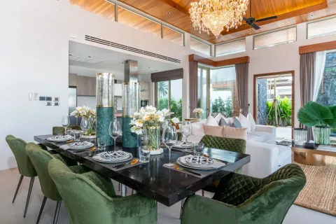 Villa in Phuket, Thailand 5 bedrooms № 162401 - photo 3