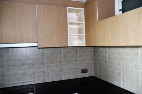 Condo in Bangkok, Thailand, 1 bedroom  № 157634 - photo 4