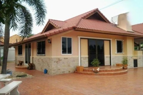House in Pattaya, Thailand 3 bedrooms № 157636 - photo 5