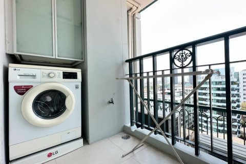 Condo in Bangkok, Thailand, 1 bedroom № 157632 - photo 2