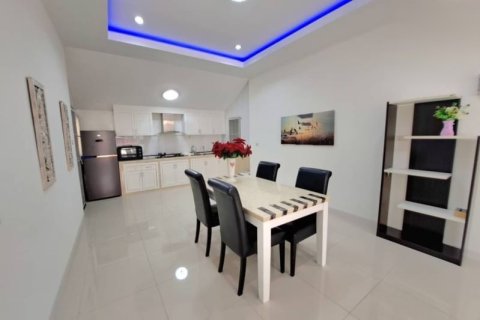 House in Pattaya, Thailand 3 bedrooms № 157635 - photo 4