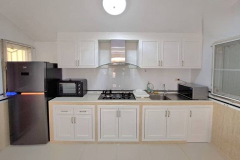 House in Pattaya, Thailand 3 bedrooms № 157635 - photo 5