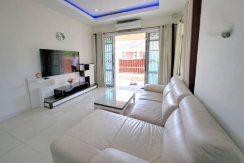 House in Pattaya, Thailand 3 bedrooms № 157635 - photo 3