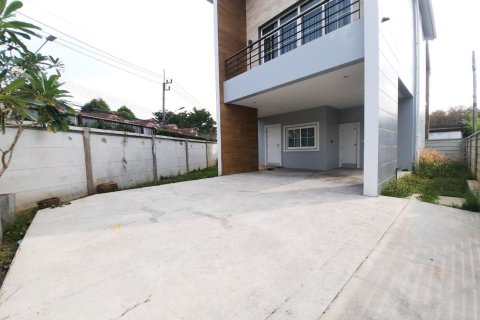 Villa in Phuket, Thailand 3 bedrooms № 153249 - photo 2