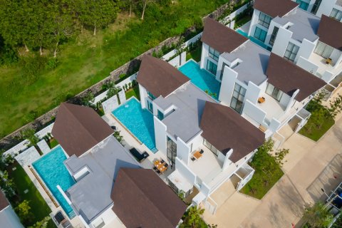 Villa in Phuket, Thailand 3 bedrooms № 153251 - photo 19