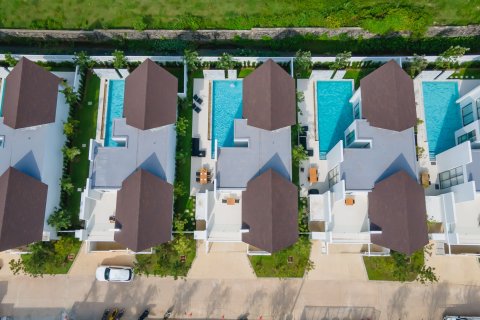 Villa in Phuket, Thailand 3 bedrooms № 153251 - photo 4