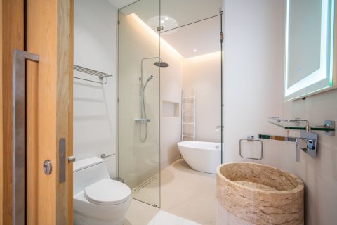 Villa in Phuket, Thailand 3 bedrooms № 153251 - photo 18