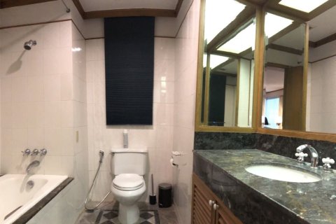 Кондоминиум с 2 спальнями в Кхлонг Сане, Бангкок, Таиланд № 153253 - фото 7