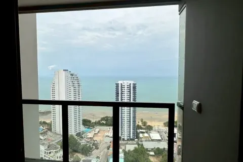 Studio dans le Condo à Pattaya, Thaïlande  № 153248 - photo 12