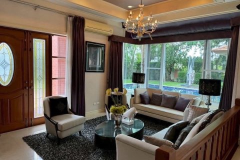 Villa à Taling Chan, Bangkok, Thaïlande 5 chambres № 140718 - photo 3