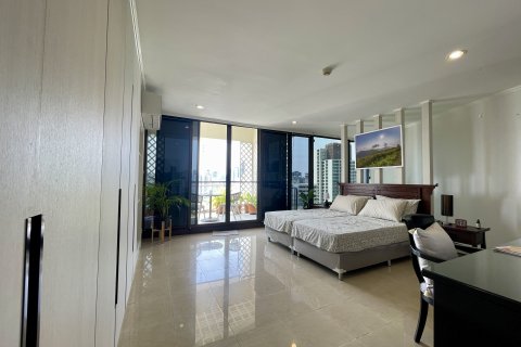 Condo à Watthana, Bangkok, Thaïlande, 5 chambres № 190960 - photo 22