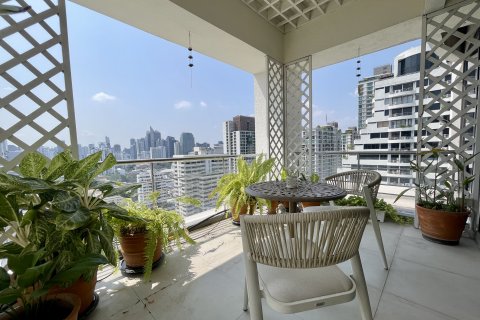 Condo à Watthana, Bangkok, Thaïlande, 5 chambres № 190960 - photo 5
