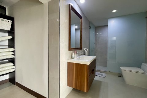 Condo à Watthana, Bangkok, Thaïlande, 5 chambres № 190960 - photo 21