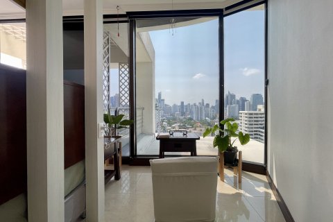 Condo à Watthana, Bangkok, Thaïlande, 5 chambres № 190960 - photo 17