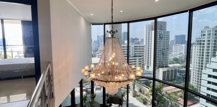 Condo à Watthana, Bangkok, Thaïlande, 5 chambres № 190960