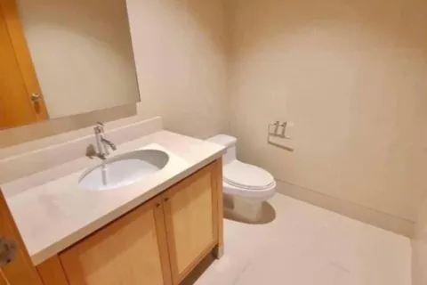 Duplex in Khlong Toei, Bangkok, Thailand 1 Schlafzimmer № 215662 - Foto 13