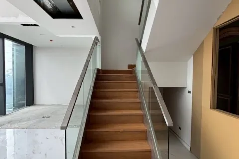 Duplex in Bang Kho Laem, Bangkok, Thailand 5 Schlafzimmer № 215664 - Foto 18