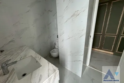 Duplex in Bang Kho Laem, Bangkok, Thailand 5 Schlafzimmer № 215664 - Foto 30