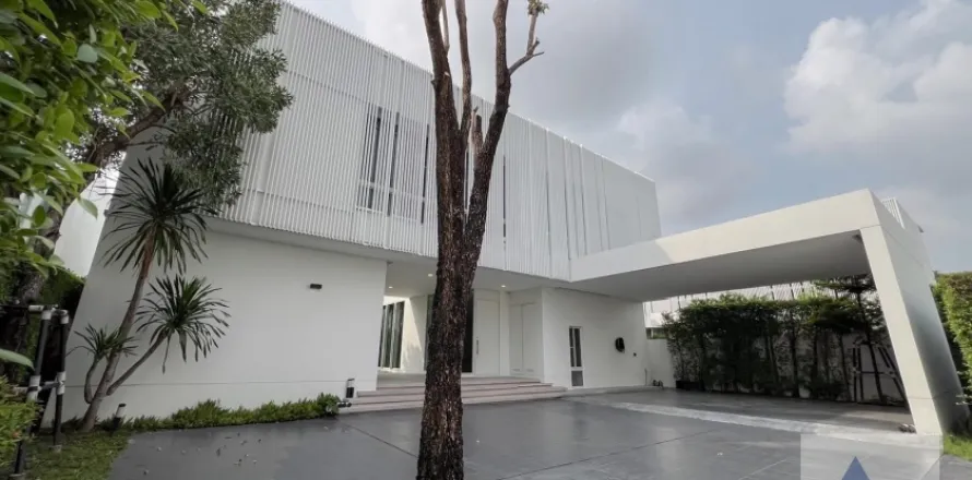 Reihenhaus in Bang Na, Bangkok, Thailand 4 Schlafzimmer № 215665