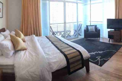 Condo in Bangkok, Thailand, 3 bedrooms  № 183122 - photo 5