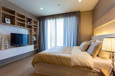 Condo in Bangkok, Thailand, 1 bedroom  № 183119 - photo 11