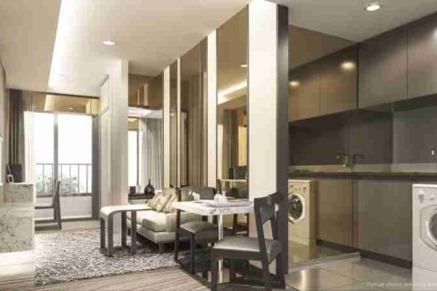 Condo in Bangkok, Thailand, 2 bedrooms № 183118 - photo 9