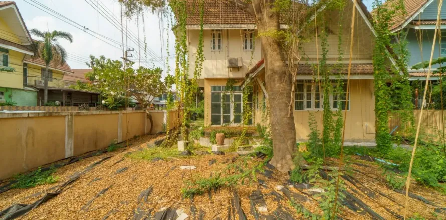 House in Ban Lam Luk Ka, Thailand 3 bedrooms № 160290