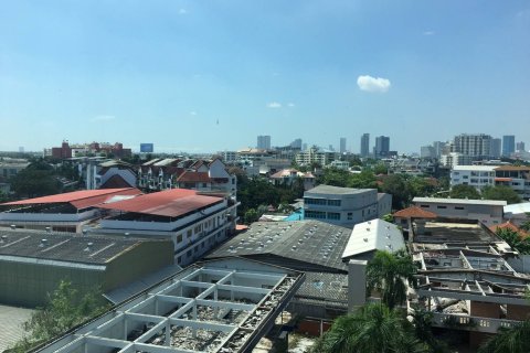 Studio dans le Condo à Sathon, Bangkok, Thaïlande № 206123 - photo 8