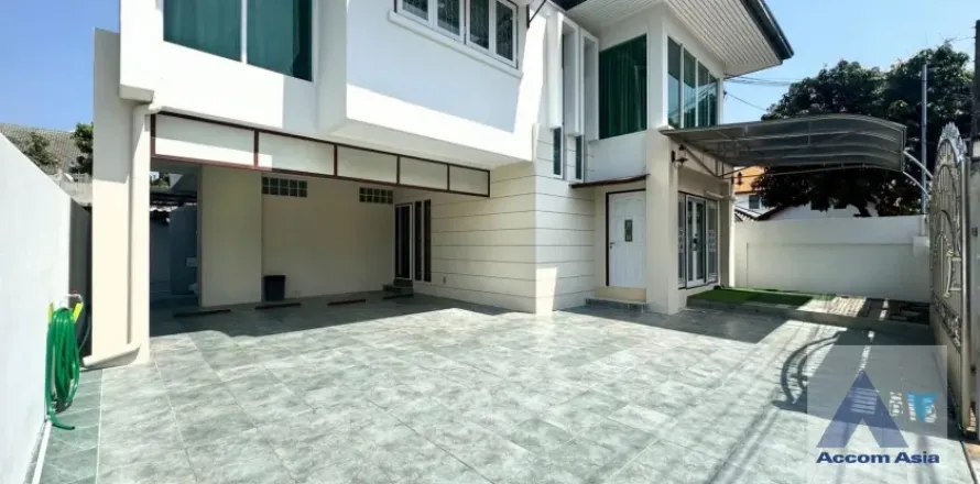 Haus in Suan Luang, Bangkok, Thailand 4 Schlafzimmer № 214602