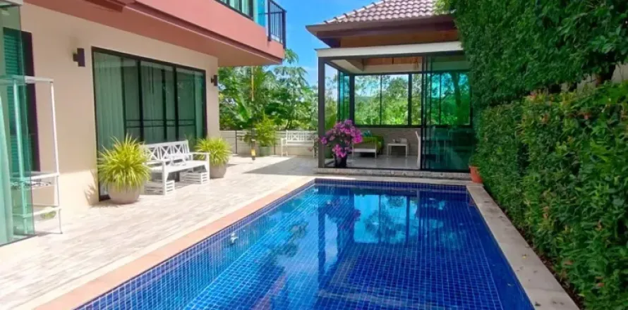 House in Bang Tao, Thailand 3 bedrooms № 171527