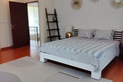 House in Bang Tao, Thailand 3 bedrooms № 171527 - photo 10