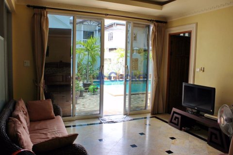 บ้านในพัทยา, ประเทศไทย 5 ห้องนอน № 197254 - รูปถ่าย 2
