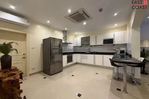 Casa de 3 dormitorios en Jomtien Beach, Pattaya, Tailandia № 212565 - foto 4