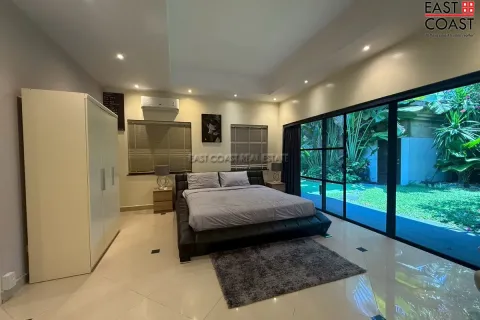 Casa de 3 dormitorios en Jomtien Beach, Pattaya, Tailandia № 212565 - foto 6