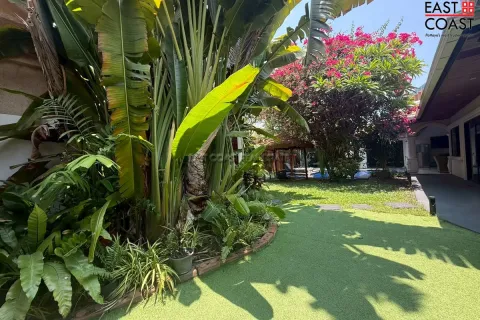 Casa de 3 dormitorios en Jomtien Beach, Pattaya, Tailandia № 212565 - foto 24