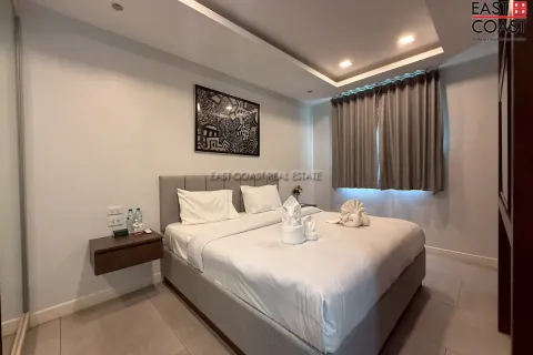 Casa de 8 dormitorios en Jomtien Beach, Pattaya, Tailandia № 212566 - foto 11