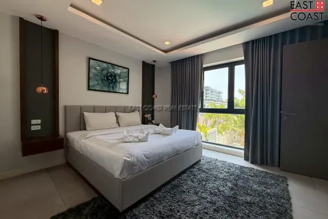 Casa de 8 dormitorios en Jomtien Beach, Pattaya, Tailandia № 212566 - foto 18