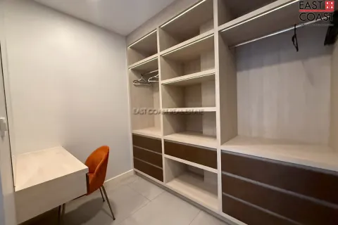 Casa de 8 dormitorios en Jomtien Beach, Pattaya, Tailandia № 212566 - foto 16