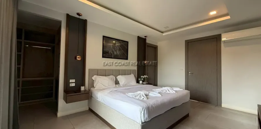 Casa de 8 dormitorios en Jomtien Beach, Pattaya, Tailandia № 212566