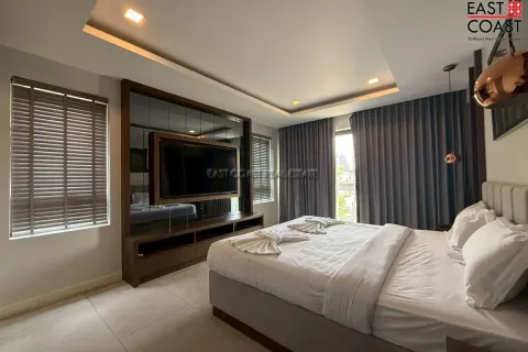 Casa de 8 dormitorios en Jomtien Beach, Pattaya, Tailandia № 212566 - foto 12