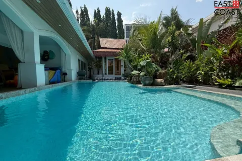 Casa de 5 dormitorios en Jomtien Beach, Pattaya, Tailandia № 212569 - foto 23