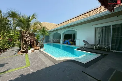 Casa de 5 dormitorios en Jomtien Beach, Pattaya, Tailandia № 212569 - foto 17